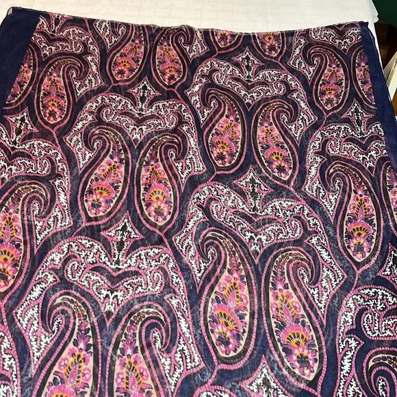 Beautiful Purple Paisley Boho Y2K Infinity Scarf - Picture 6 of 6